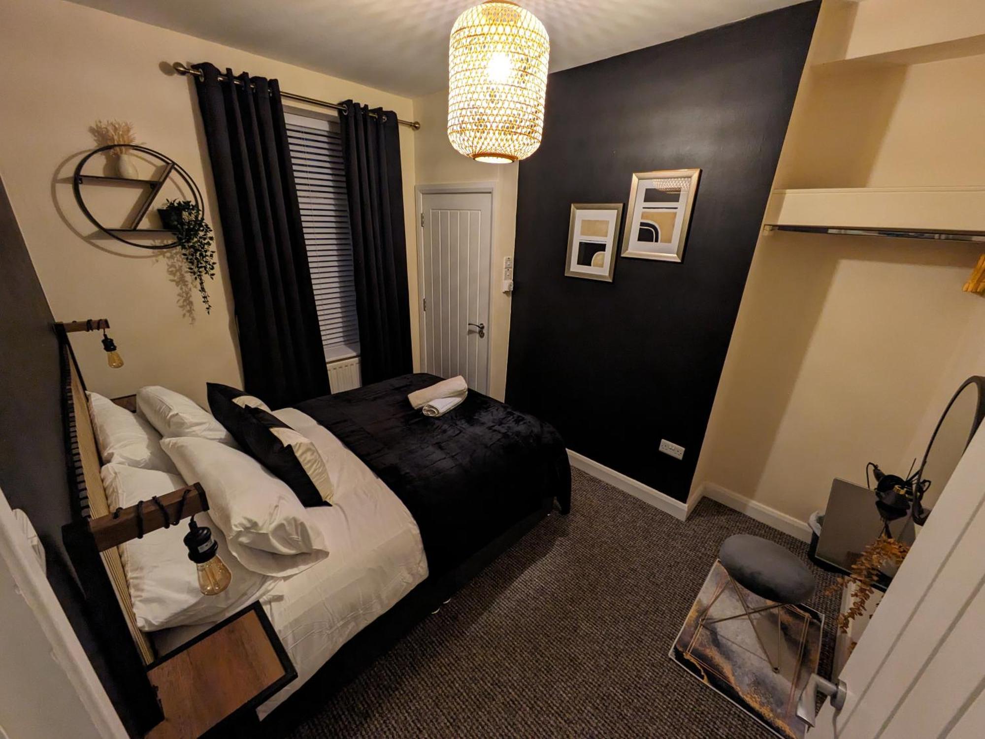 Violet Suite Apartments Derry Extérieur photo